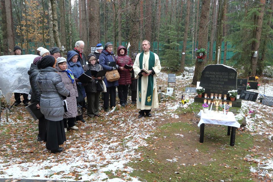Mälestusteenistus Levašova memoriaalkalmistul