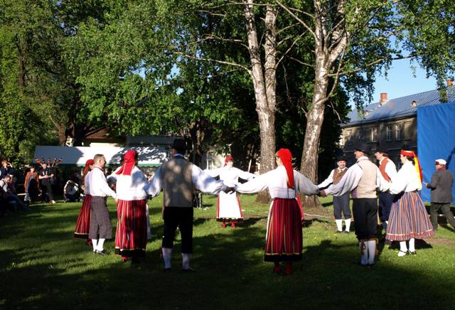 Peterburi Eesti Kultuuriselts külastas juunis Eestit