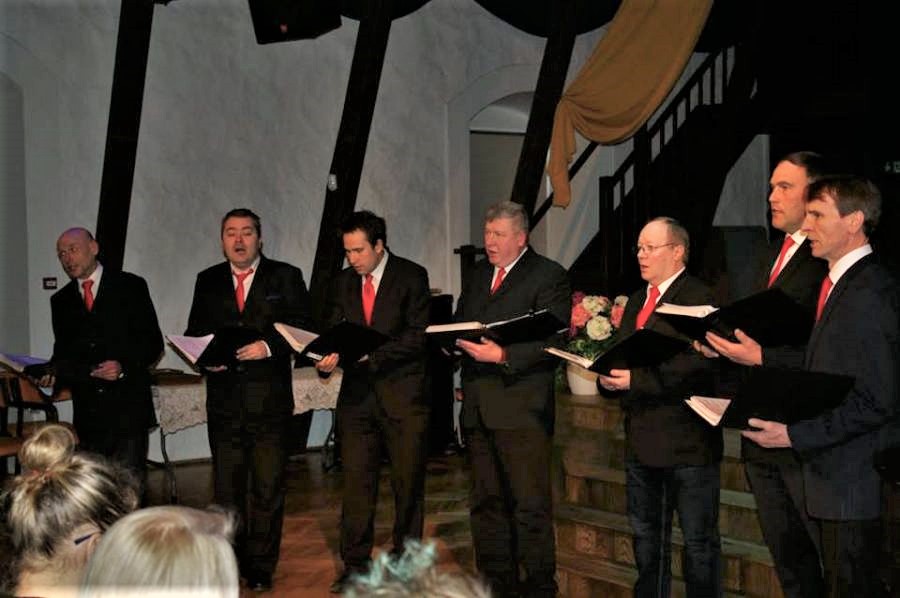 Vanemuise meeskoori tervitus