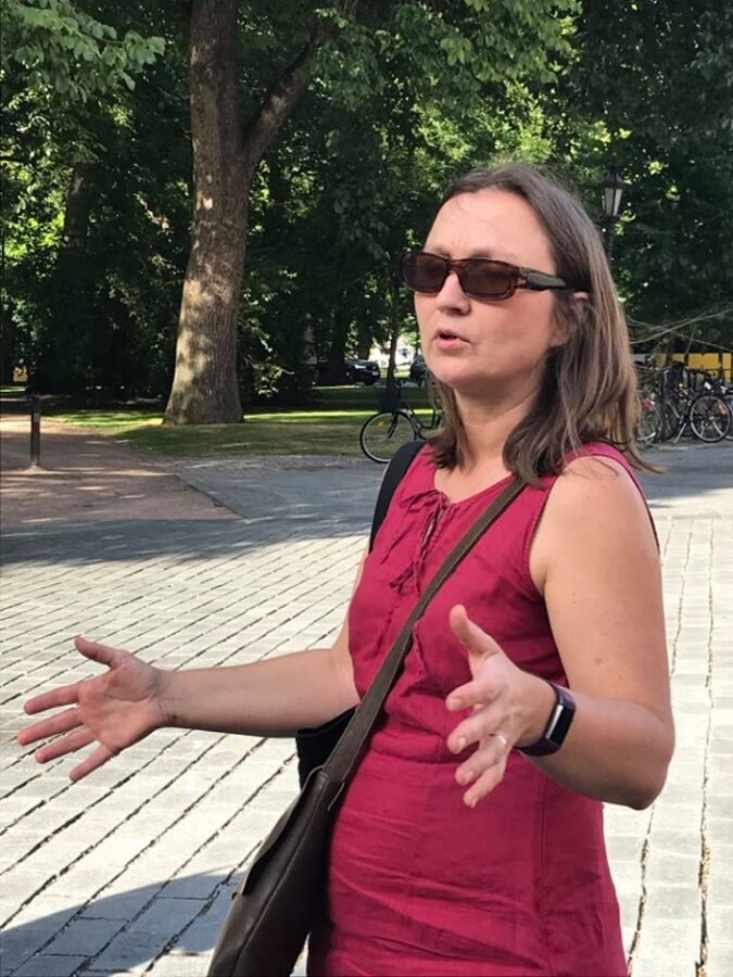 Turu Eesti keskus tähistas Eesti taasiseseisvumise pidupäeva jalutuskäiguga Turu Eesti keskus tähistas Eesti taasiseseisvumise pidupäeva jalutuskäiguga