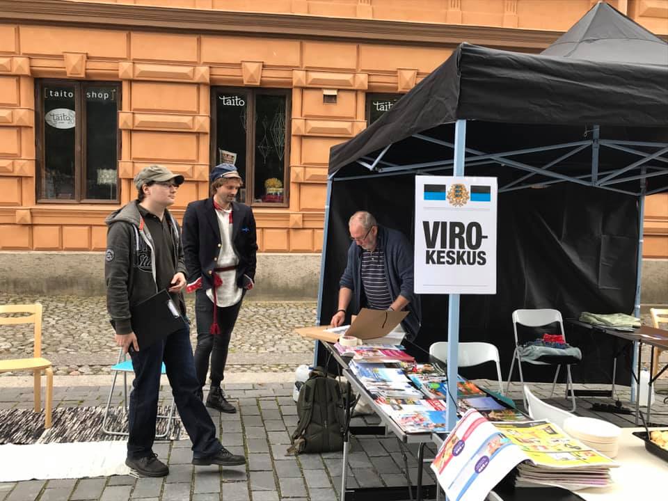 Turu eestlased osalesid Kunstide ööl Turu eestlased osalesid Kunstide ööl