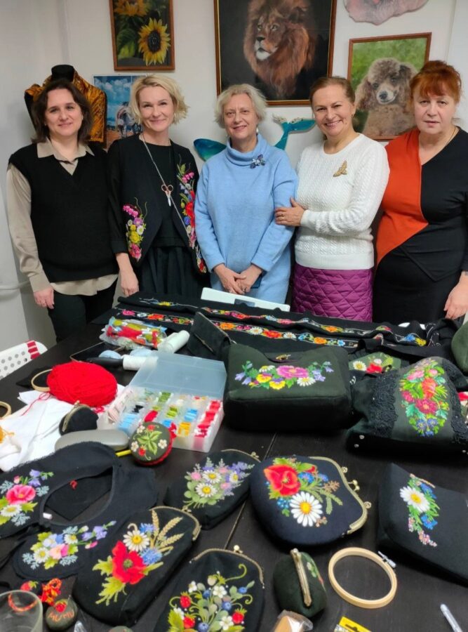 Muhu tikand Peterburis ja Moskvas Muhu tikand Peterburis ja Moskvas
