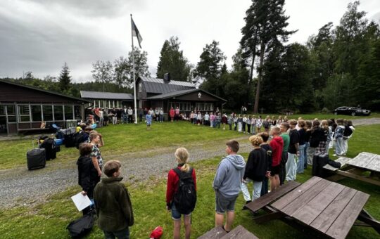 Rootsieestlaste lastelaager SUVEKODU Metsakodus
