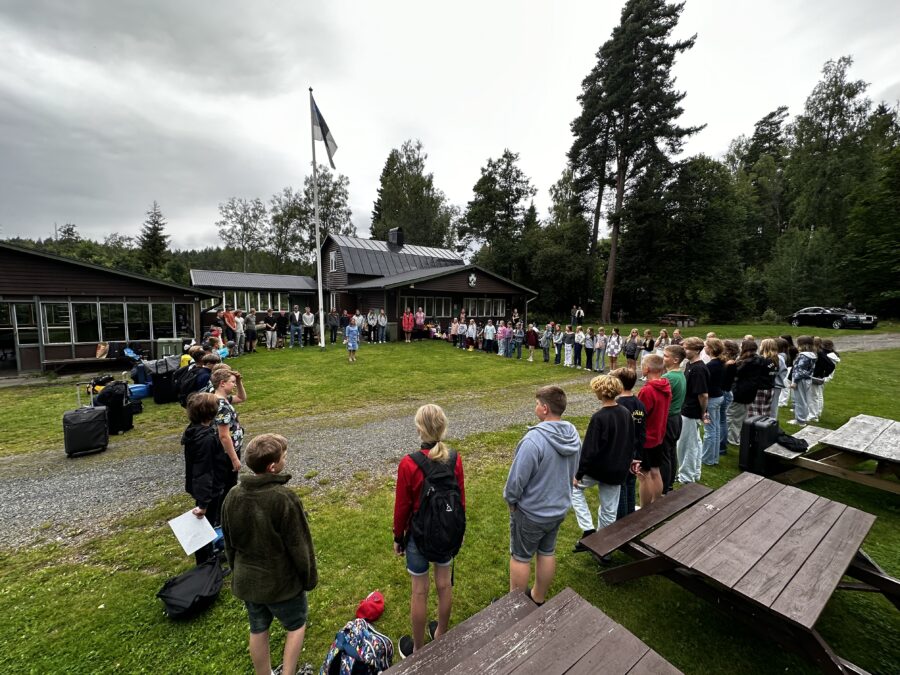 Rootsieestlaste lastelaager SUVEKODU Metsakodus