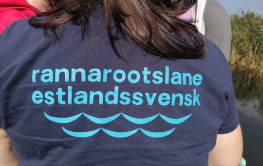 Rannarootslastest. Pakri hääbunud kogukonnast