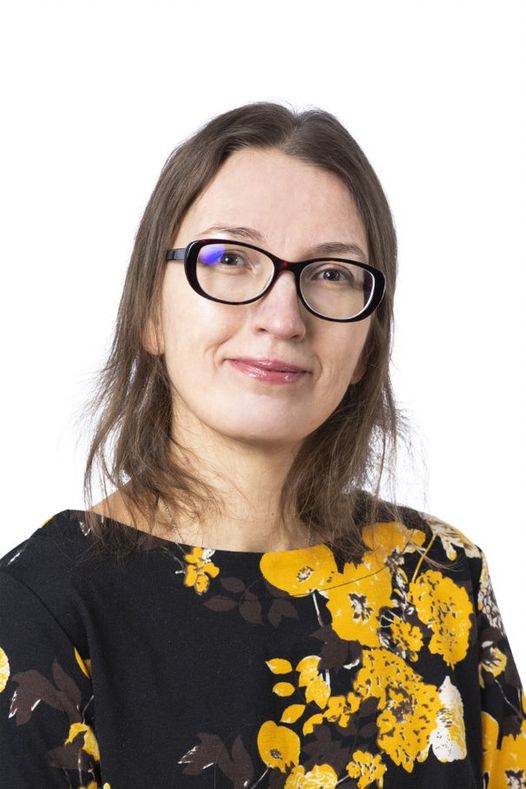 EESTI PEREDE HOIAKUD EMAKEELE ÕPPIMISEST Soomes EESTI PEREDE HOIAKUD EMAKEELE ÕPPIMISEST Soomes