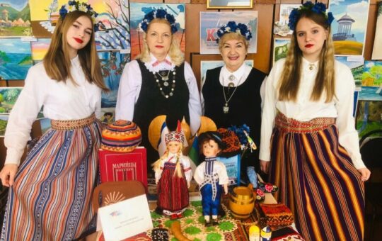 Выставка крымских народностей