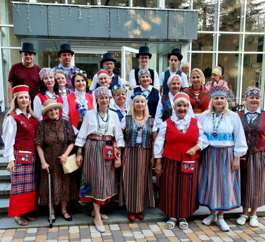 Krimmi Eesti Selts 27 Krimmi Eesti Selts 27