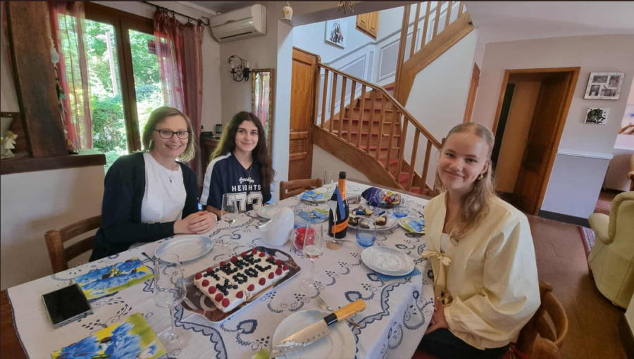 Eesti keele huvilised Prantsusmaal alustasid oma 13. õppeaastat Eesti keele huvilised Prantsusmaal alustasid oma 13. õppeaastat