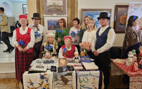 Eesti kultuurielu õitseb Krimmis: näitused tutvustasid rahvuspärandit