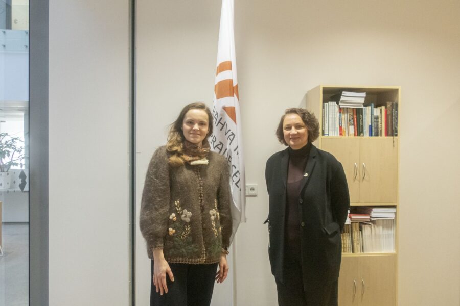 Kuidas moodustada tegusat seltsi